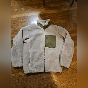Uniqlo Windproof Outer Fleece Jacket Sherpa Large